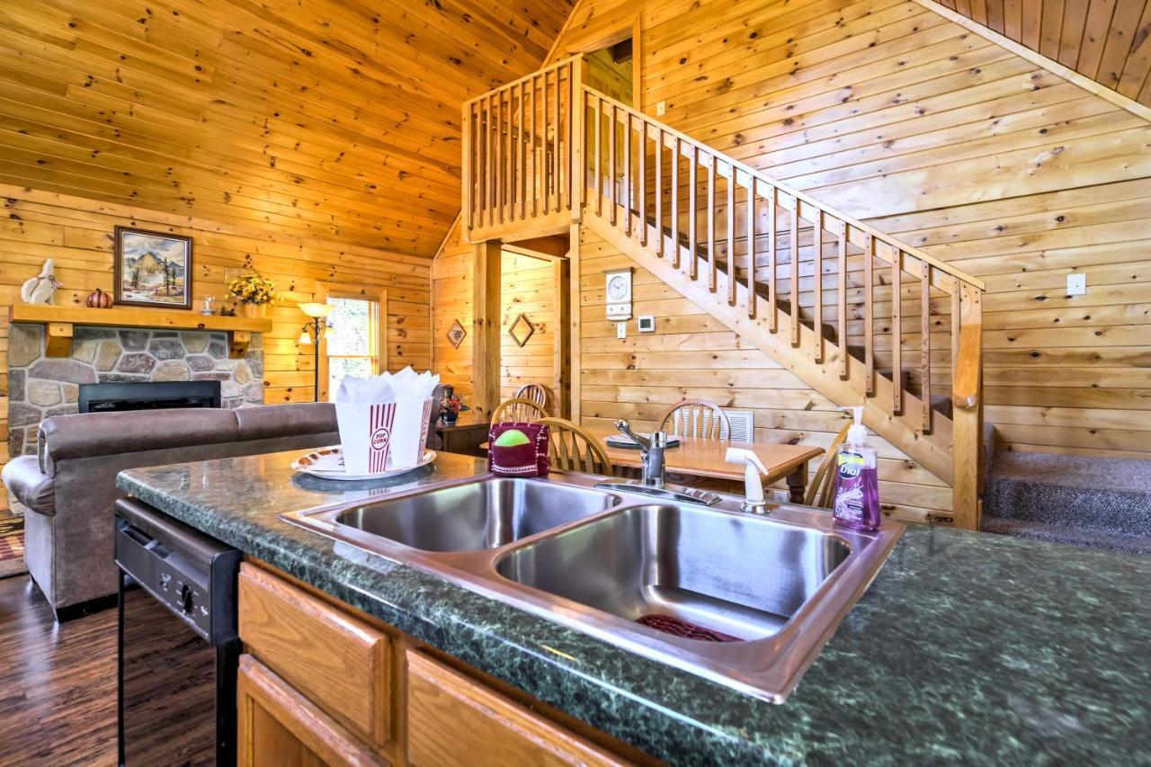 Sevierville Retreat Private Hot Tub And Lake Views! エクステリア 写真